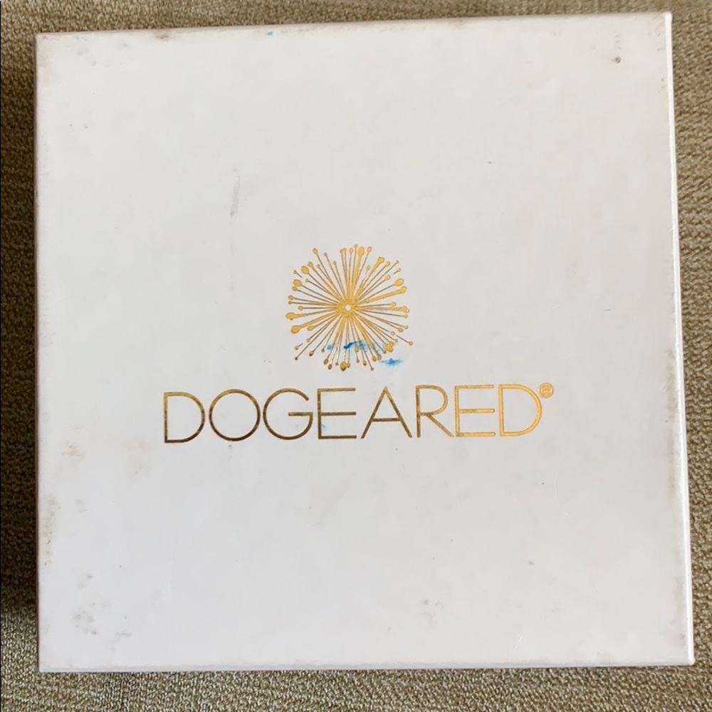 Dogeared friendship knot necklace